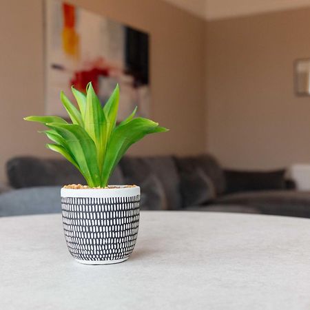 Main Street View Appartement Prestwick Buitenkant foto